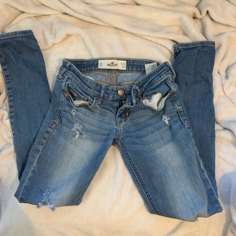 Hollister Skinny 0S Ripped Jeans